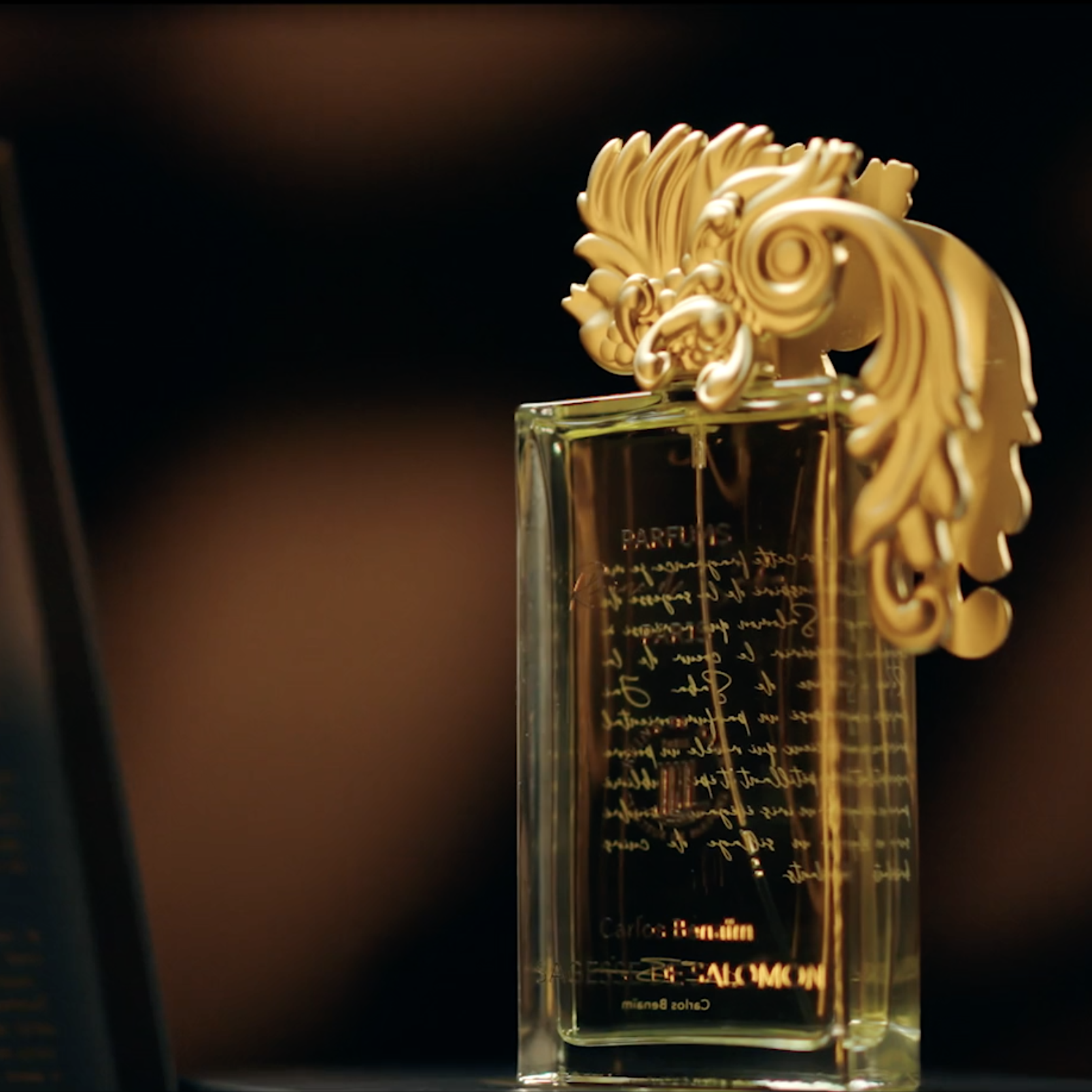 packshot produit parfum